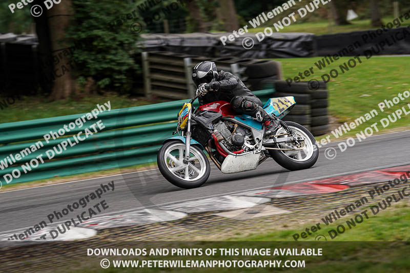 cadwell no limits trackday;cadwell park;cadwell park photographs;cadwell trackday photographs;enduro digital images;event digital images;eventdigitalimages;no limits trackdays;peter wileman photography;racing digital images;trackday digital images;trackday photos